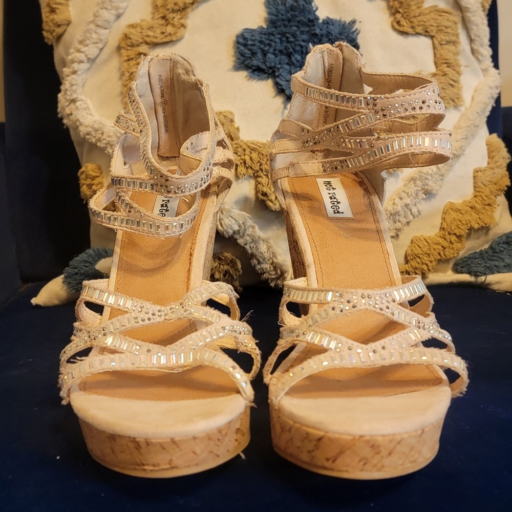 Not Rated Faux Suede wedges